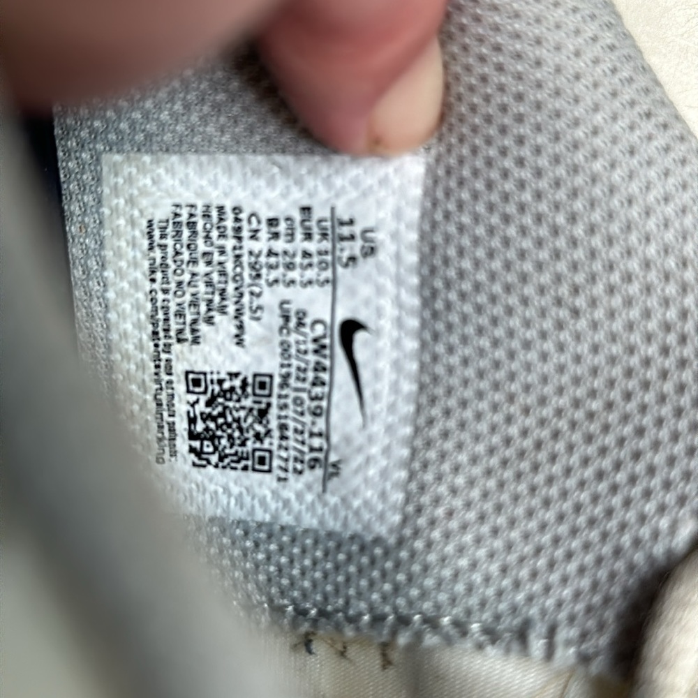 Nike Cleats - Picture 3 of 3